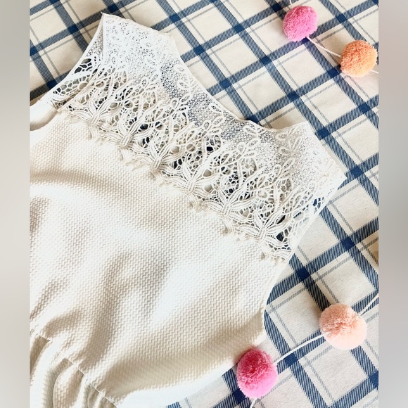 Soprano Lace Detail Weave White A-Line Dress - Picture 4 of 4